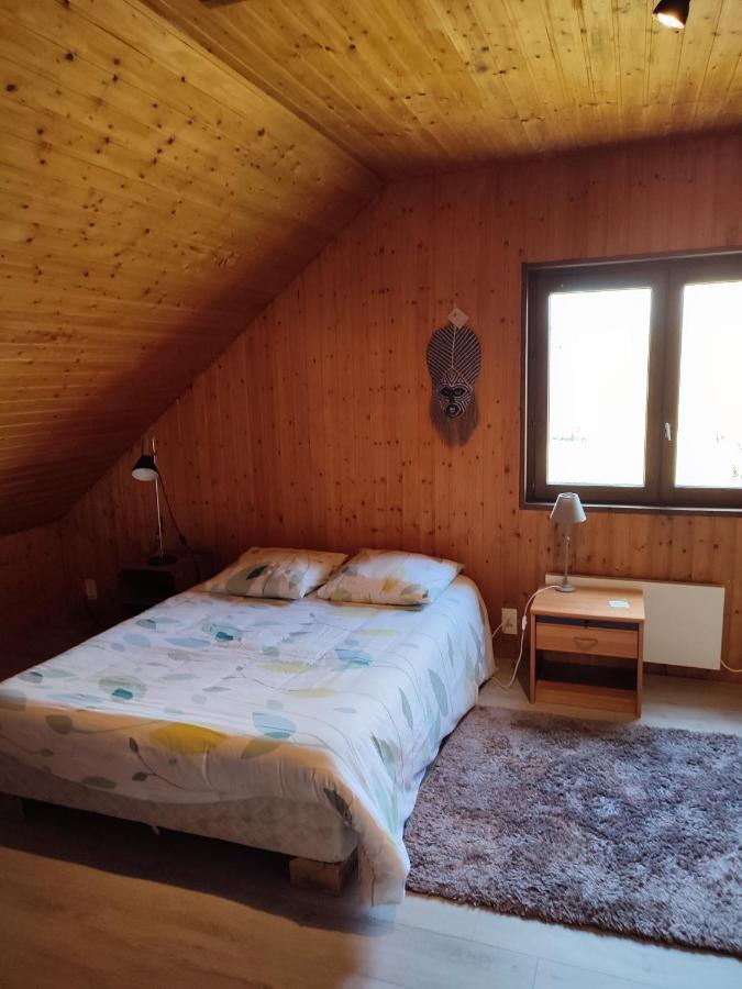 Chambre D'Hotes A La Campagne "Le Coudry" Serley Номер фото